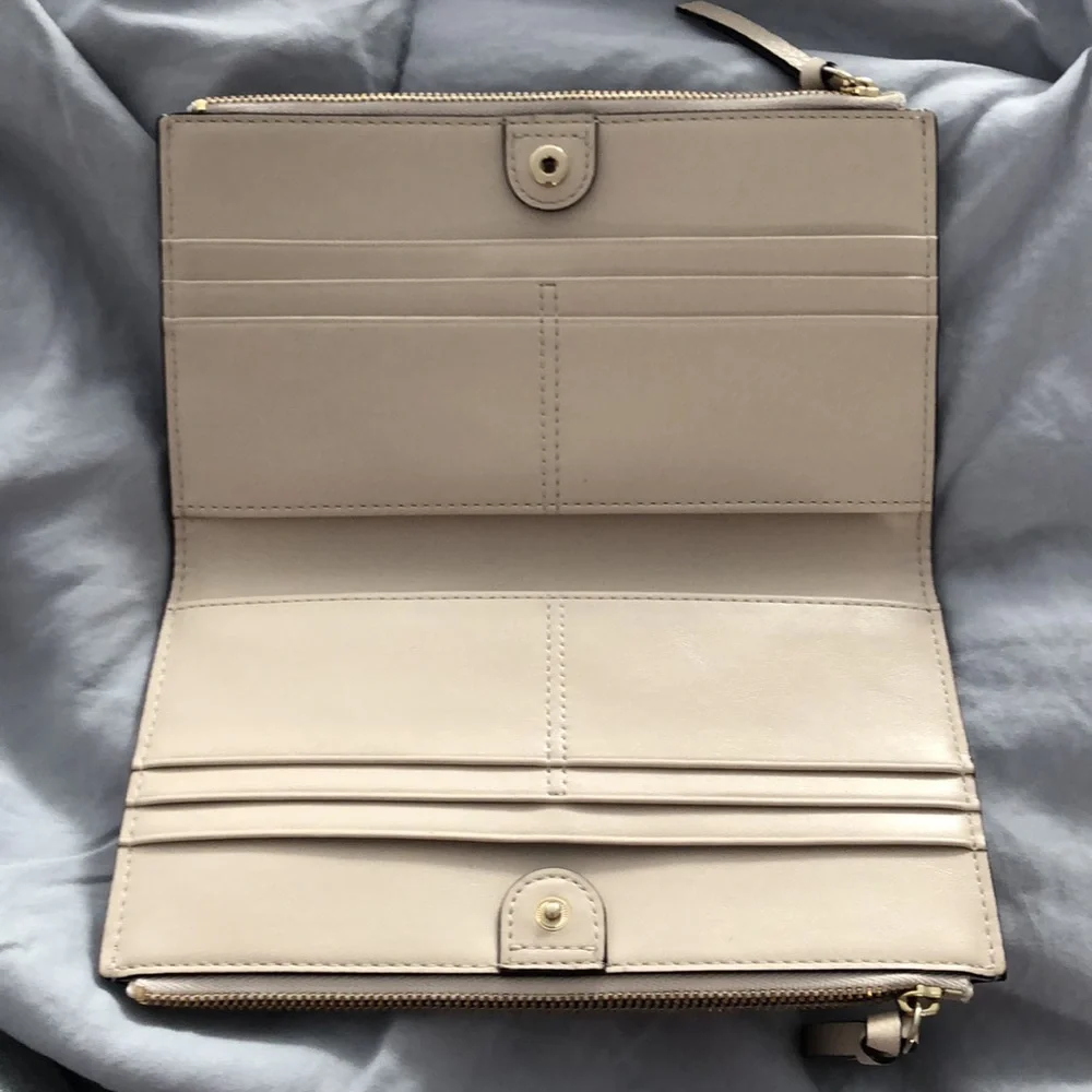 kate spade Pebbled Leather Zip Wallet in Light Blush Pink